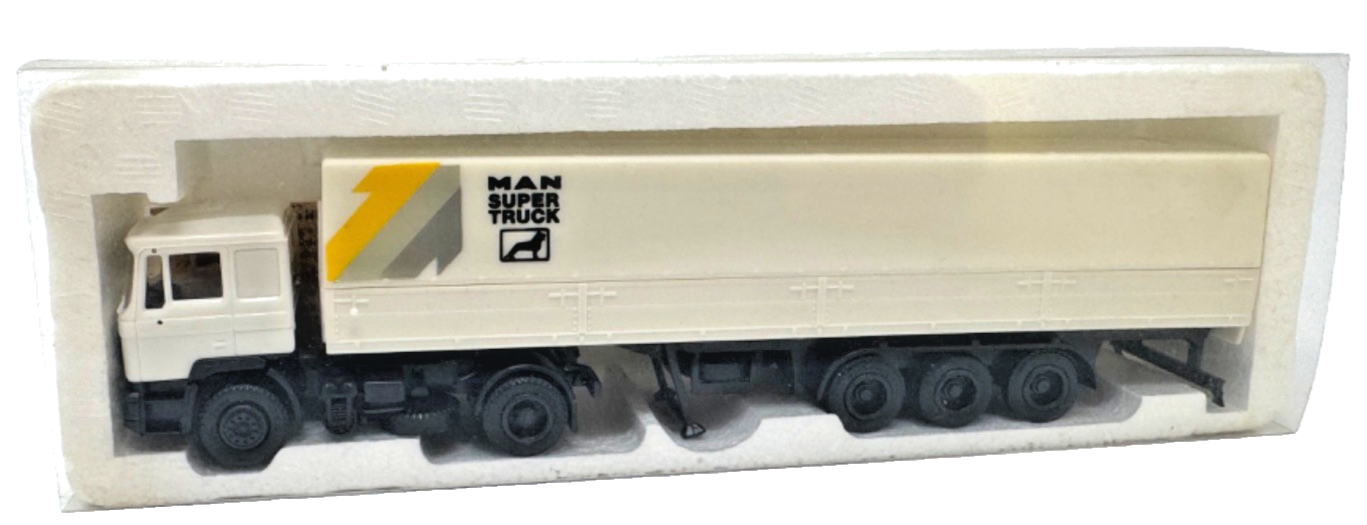 herpa H0 MAN Sattelzugmaschine MAN Super Truck weiß  HO H0 1:87