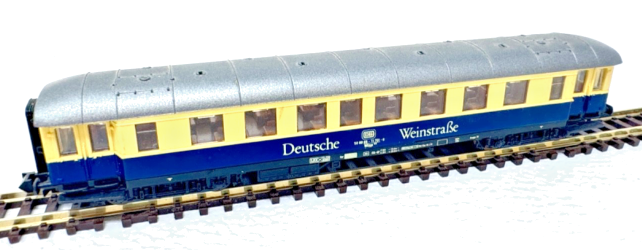 Roco 02274E - N Eilzug-Wagen Deutsche Weinstrasse 89-11 701-6 - DB - N - 1:160
