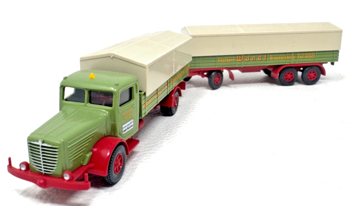 Wiking H0 8580334 Büssing 8000 Pritschen-Lastzug Adalbert Wandt - 1:87 H0 HO