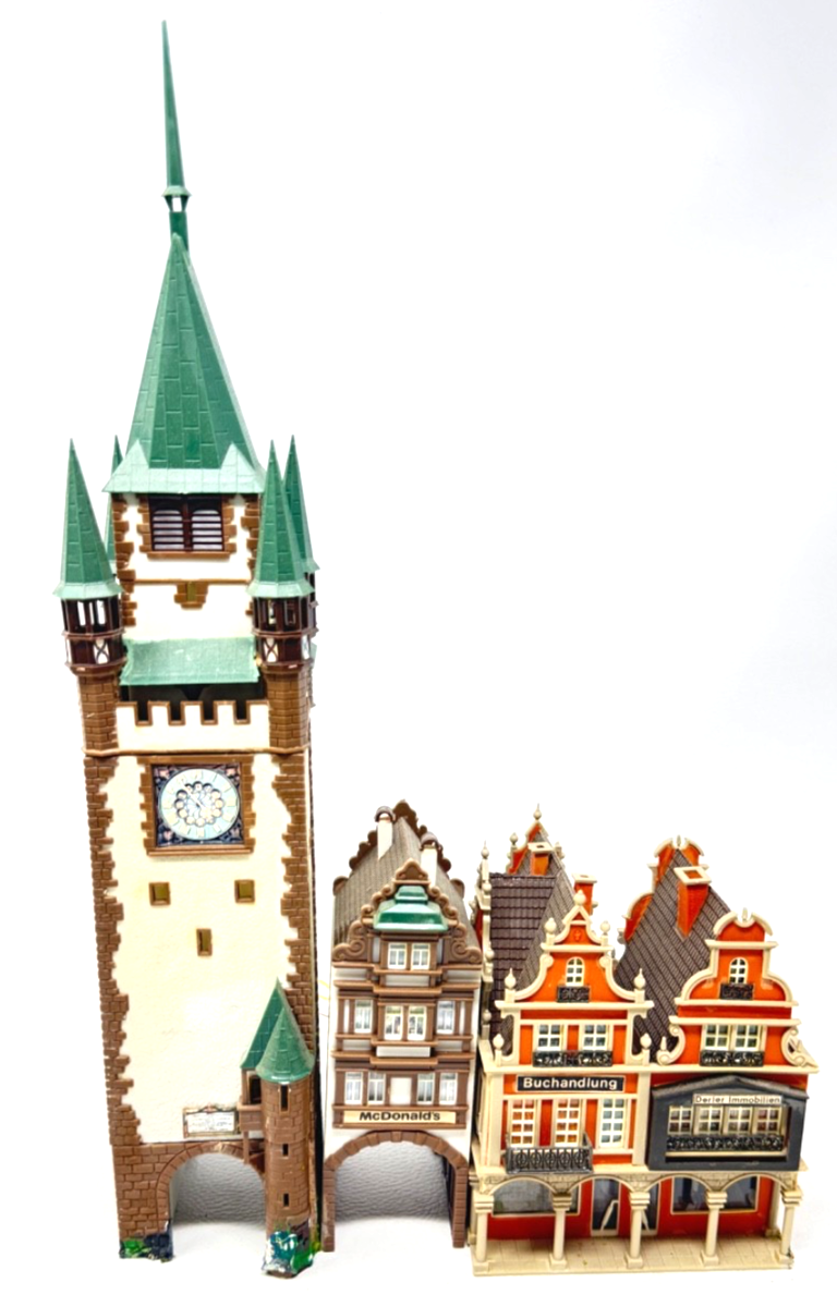 Faller H0 B-922 Martinstor Freiburg + Vollmer 19590 Weinstube - H0 HO 1:87
