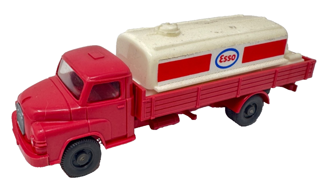 Wiking 808/1 H0 MAN 415 Kurzhauber mit Öltank Esso (abnehmbar) - HO H0 1:87