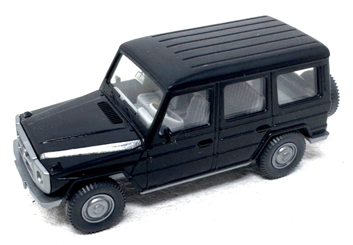 Wiking H0 Mercedes Benz G Klasse in schwarz - H0 HO 1:87