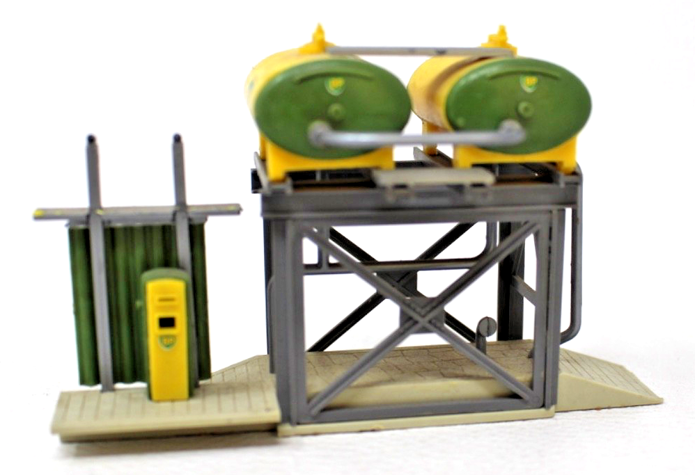 Faller H0 120145 Diesellok Tankstelle BP   L 10,5 x B 3,5 x H 6,5 cm H0 HO 1:87