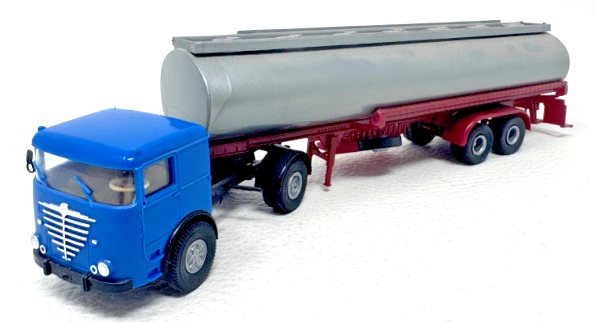 Brekina H0 Büssing Tanklastzug grau / blau / rot - 1:87 H0 HO