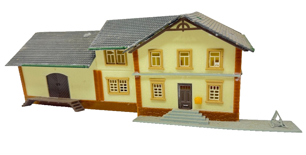 Auhagen 11362 Bahnhof Oberrittersgrün - ca. 30 x 12,5 x 9,8 - HO H0 1:87