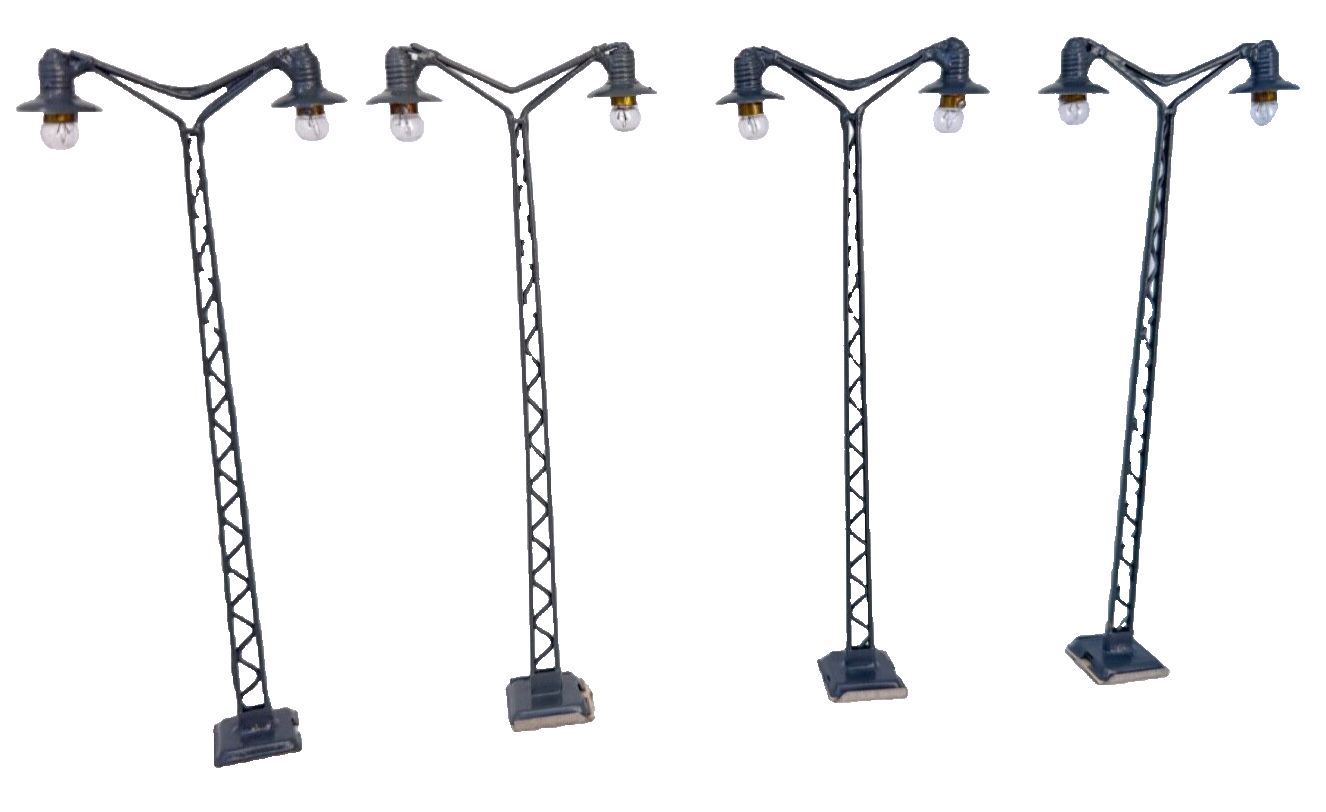 4 Laternen Lampen Doppelseitig - ca. 14 cm hoch Gittermastleuchten HO H0 1:87 4 Laternen Lampen Doppelseitig - ca. 14 cm hoch Gittermastleuchten HO H0 1:87