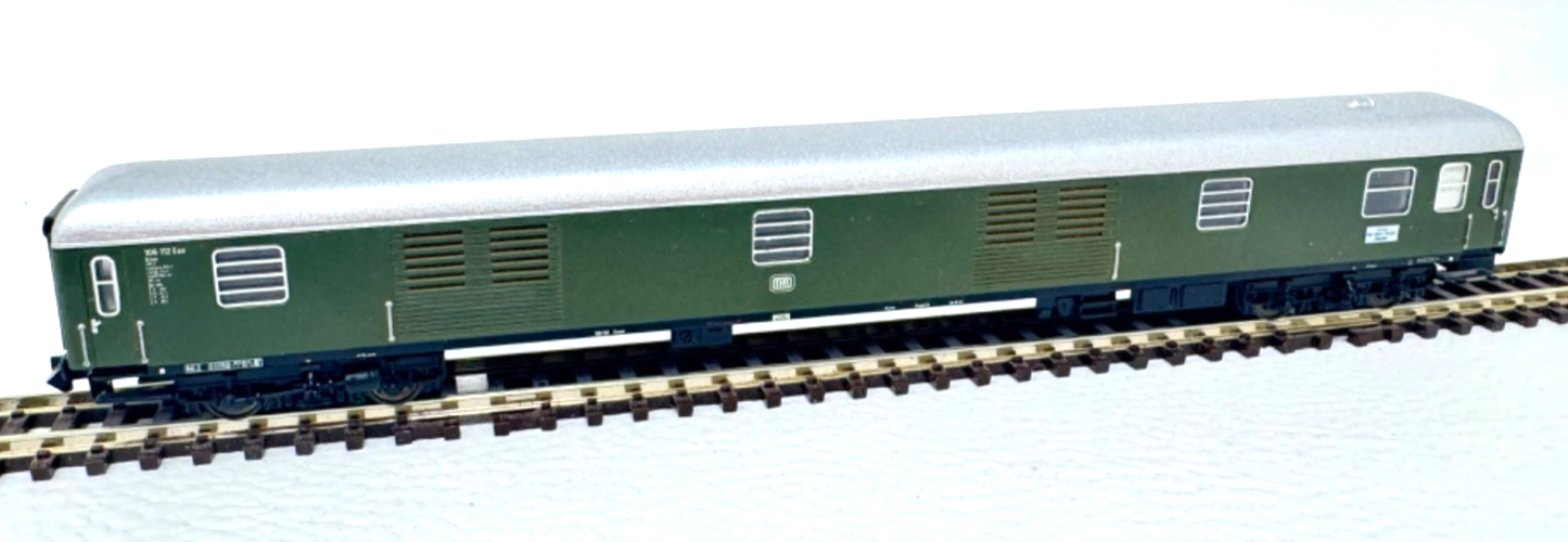 Minitrix 13374 N - Gepäckwagen 106 112 Esn - Spur N - 1:160