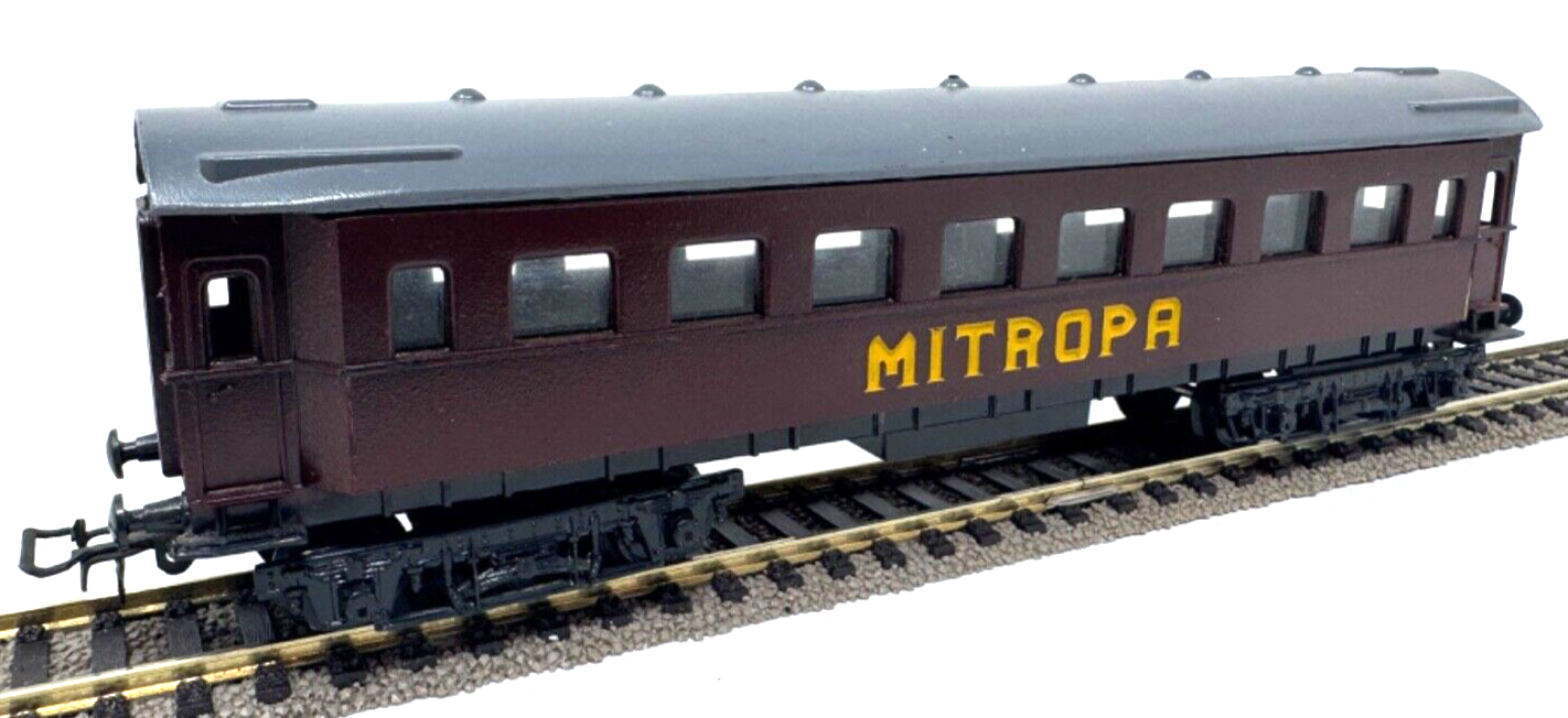 Schicht Personenwagen Mitropa der DRG - braun 4-achsig - 1:87 - H0 HO Blechwagen