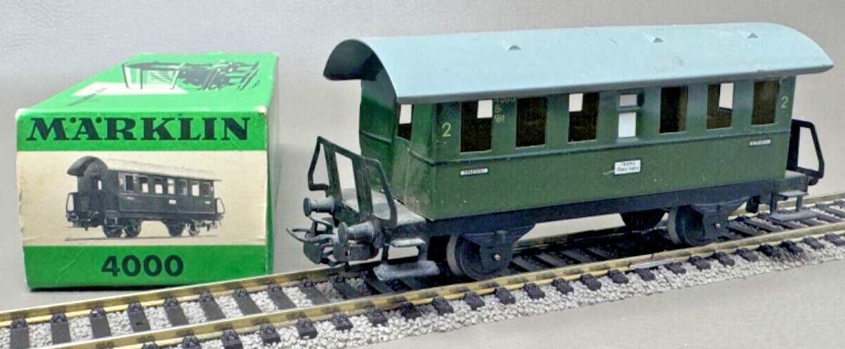 Märklin Personenwagen 2. Klasse 4000 Bi - Blech - HO H0 1:87 in OVP Märklin Personenwagen 2. Klasse 4000 Bi - Blech - HO H0 1:87 in OVP