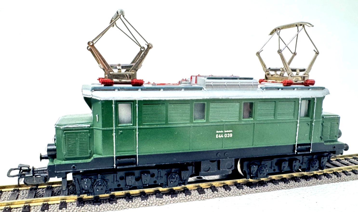 Märklin H0 3011 Märklin E-Lok E 44 039 - grün - 1980 - DB - HO H0 1:87