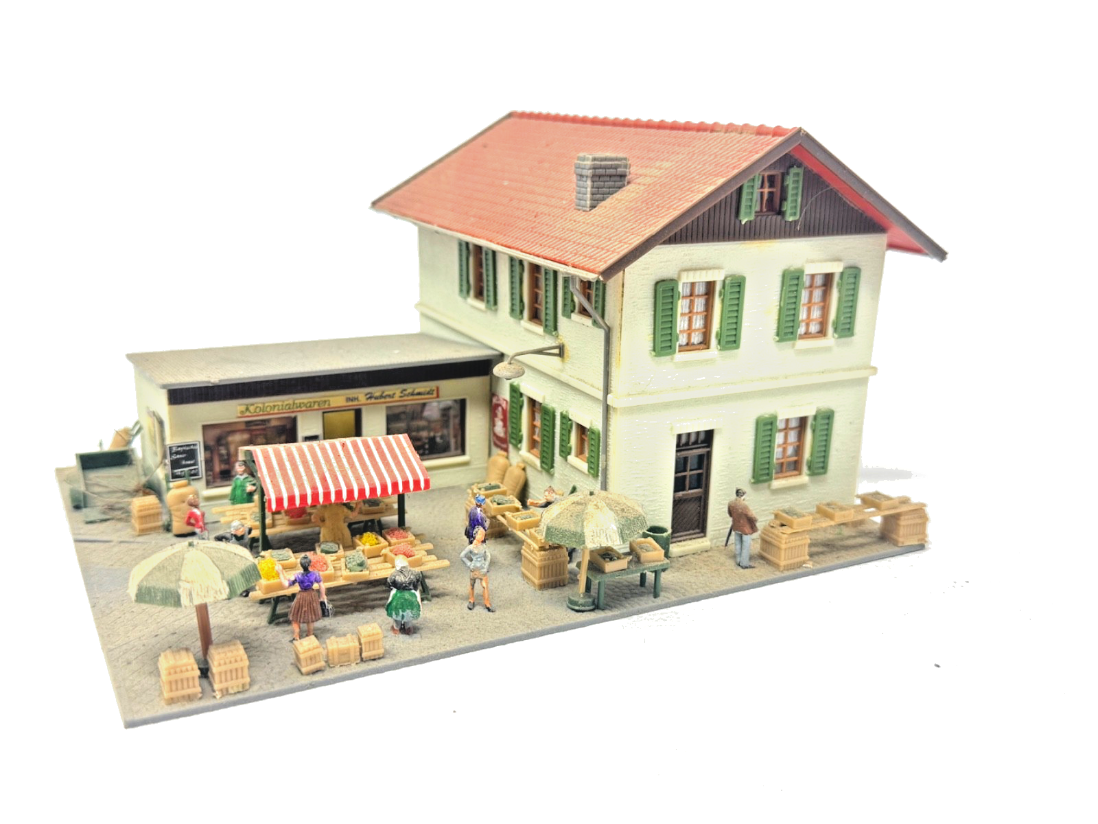 Pola H0 1043 / Faller 131273 Wohnhaus mit Klonialwarenladen Diorama HO H0 1:87