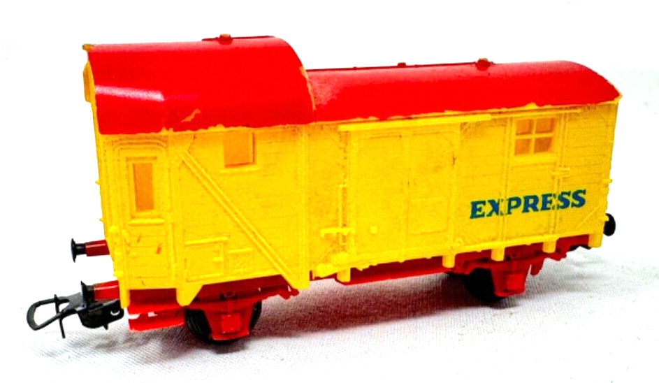 Piko Güterwagen "EXPRESS" - HO H0 1:87 Güterwagen - gelb / rot