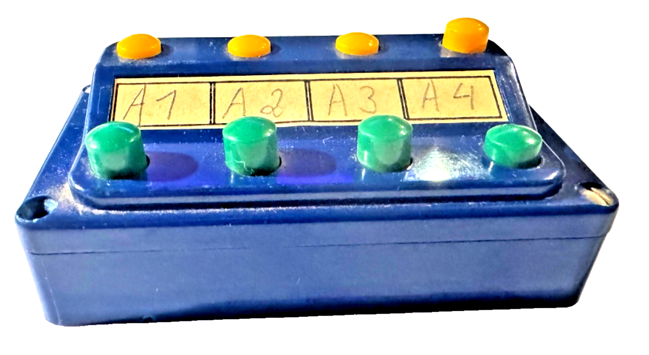 Märklin 7211 Märklin Schaltpult Ein-und Ausschalten von 4 Stromkreisen