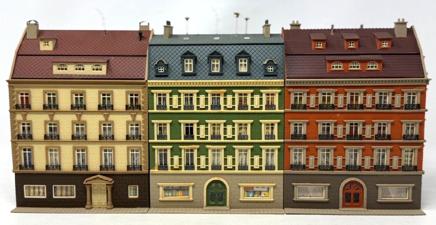 Vollmer H0 43780 Stadthäuser-Set - fertig gebaute Bausätze H0 HO 1:87