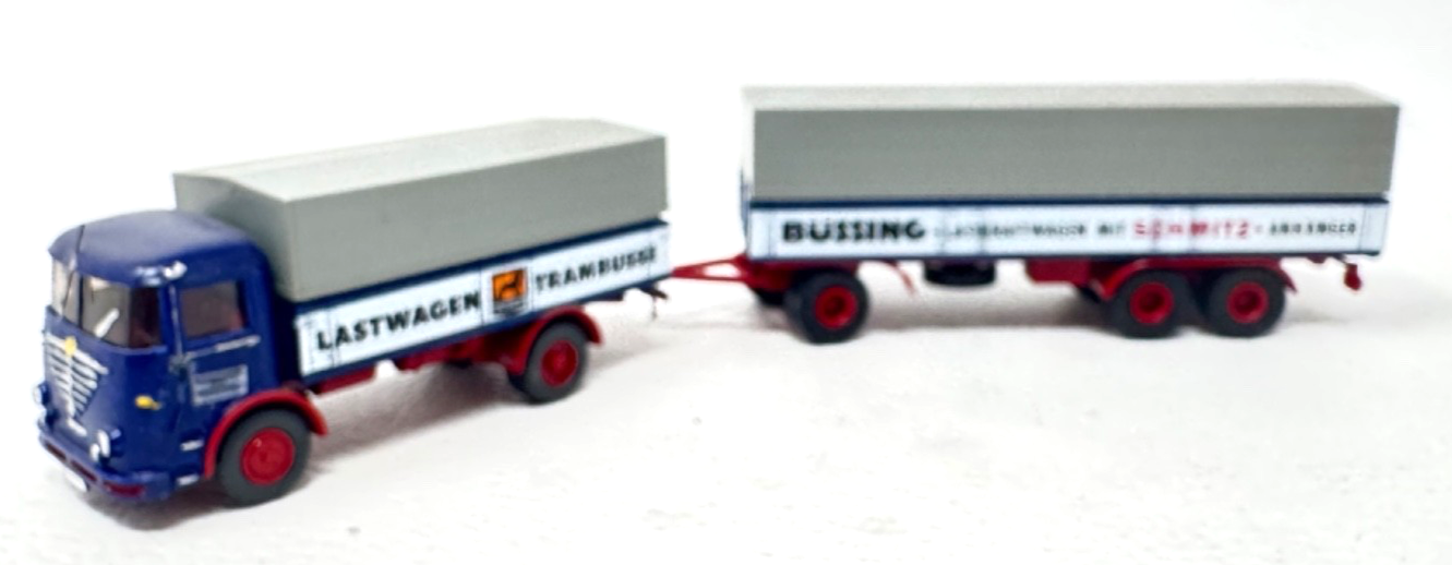 Wiking H0 LKW Pritsche Büssing LU7 Modellauto - blau / grau / rot - H0 HO 1:87
