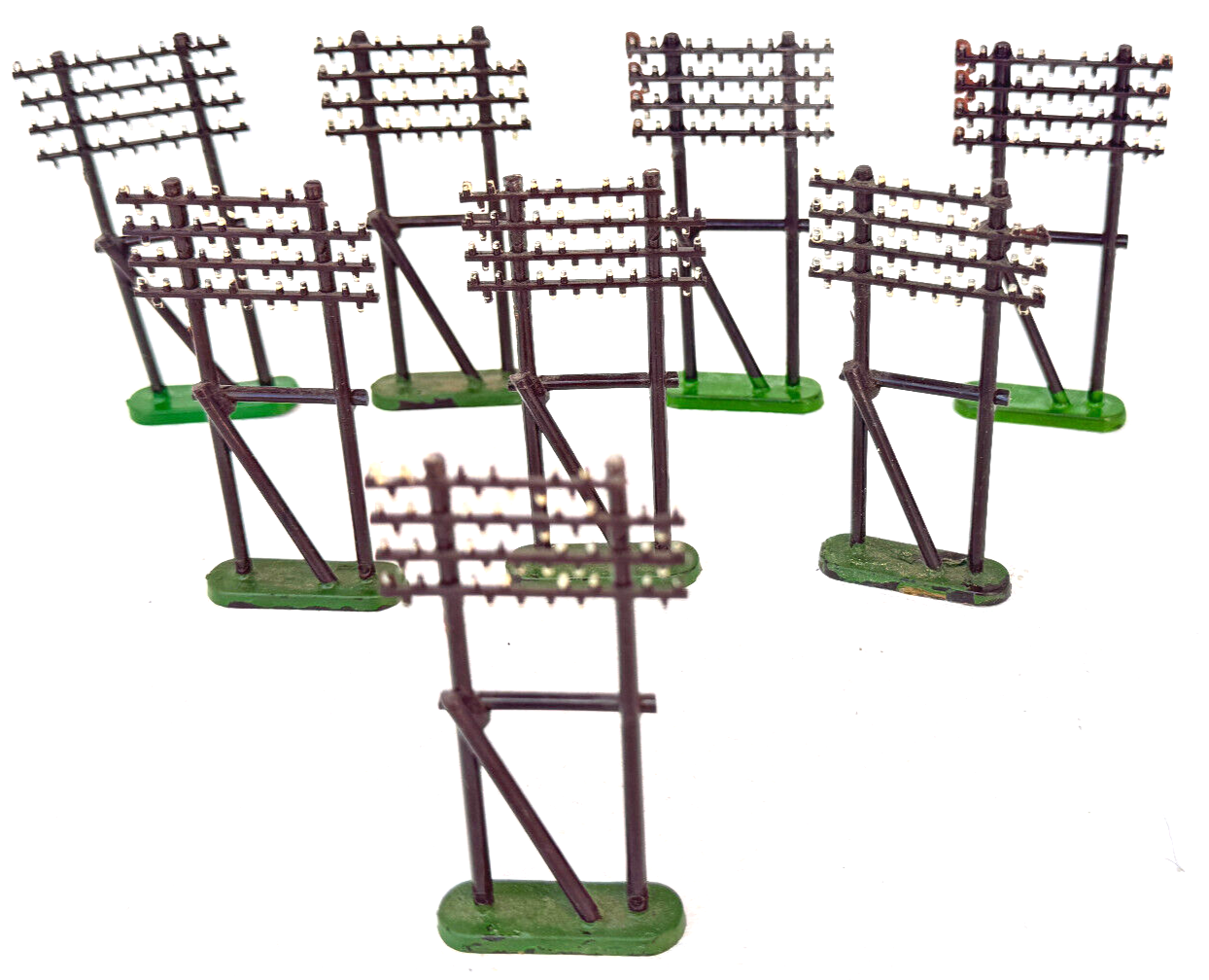 8 Stück Telegrafenmasten Strommasten ca. 7 cm - H0 HO TT 1:87 - kleine Abbrüche 8 Stück Telegrafenmasten Strommasten ca. 7 cm - H0 HO TT 1:87 - kleine Abbrüche