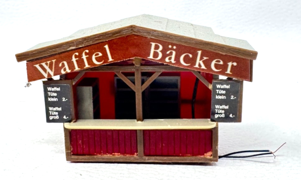 Faller HO 130211 Waffelbäcker ca. 7 x 3,8 x  5,8 cm beleuchtet  H0 HO 1:87
