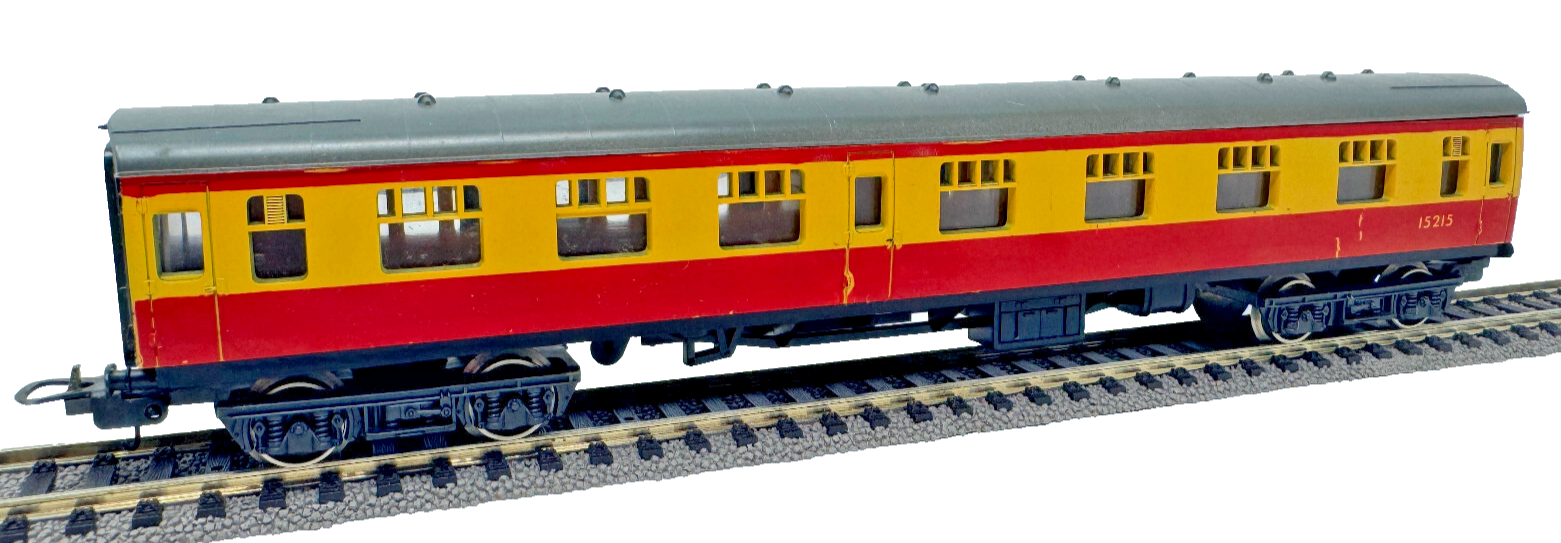 Lima Personenwagen Abteilwagen - 15 215  - rot/beige - 1:87 HO H0