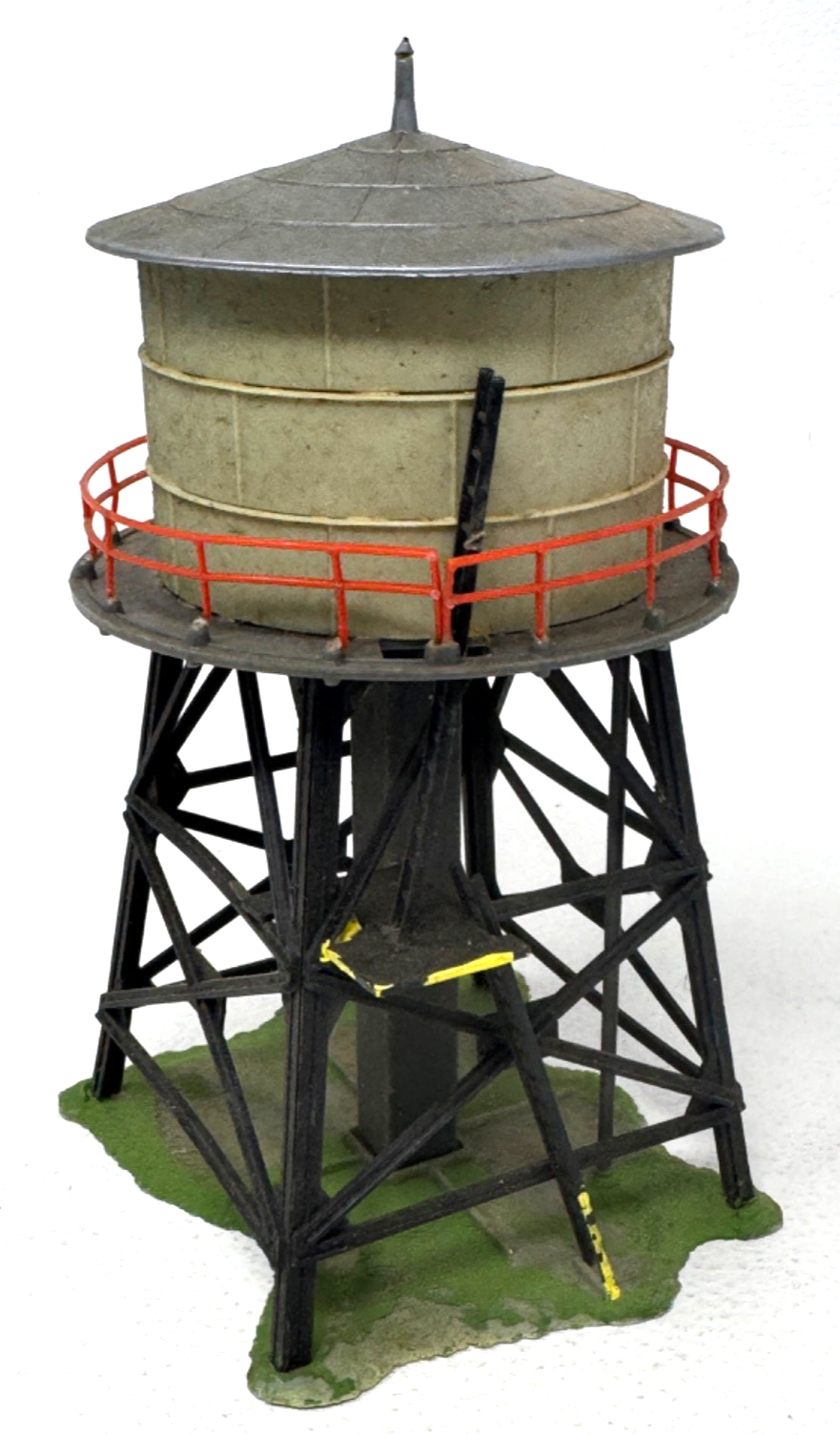 Faller B-144 Wasserturm fertig aufgebaut -  HO H0 1:87 - 7,8 x 7,8 x 15 cm