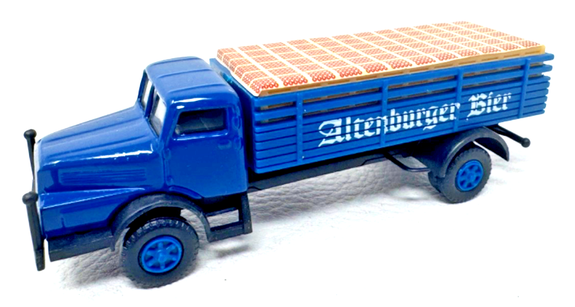 Wörlein H0 IFA TRUCK - Altenburger Bier mit Ladegut Attrappe - PilsHO H0 1:87 Wörlein H0 IFA TRUCK - Altenburger Bier mit Ladegut Attrappe - PilsHO H0 1:87