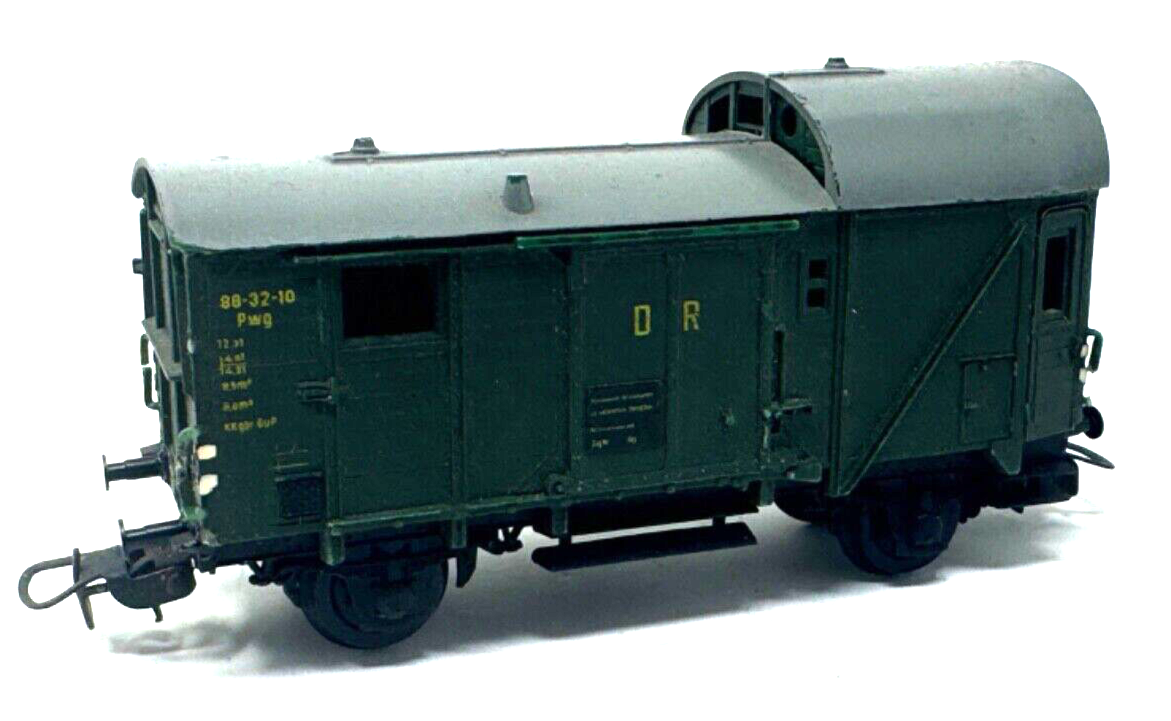Piko H0 Güterwagen Güterzugbegleitwagen 88-32-10 - DR - Pwg - grün HO H0 1:87