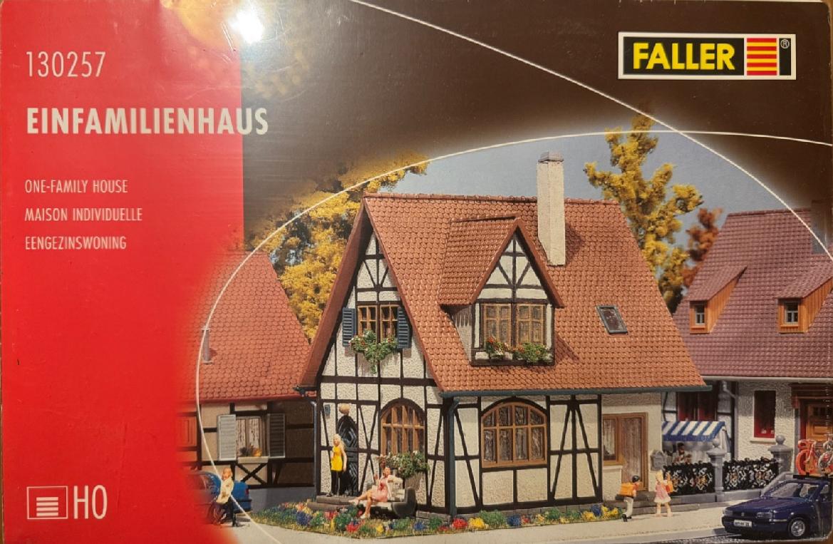 Faller H0 130257 Einfamilienhaus Fachwerkhaus HO H0 1:87 NEU / OVP