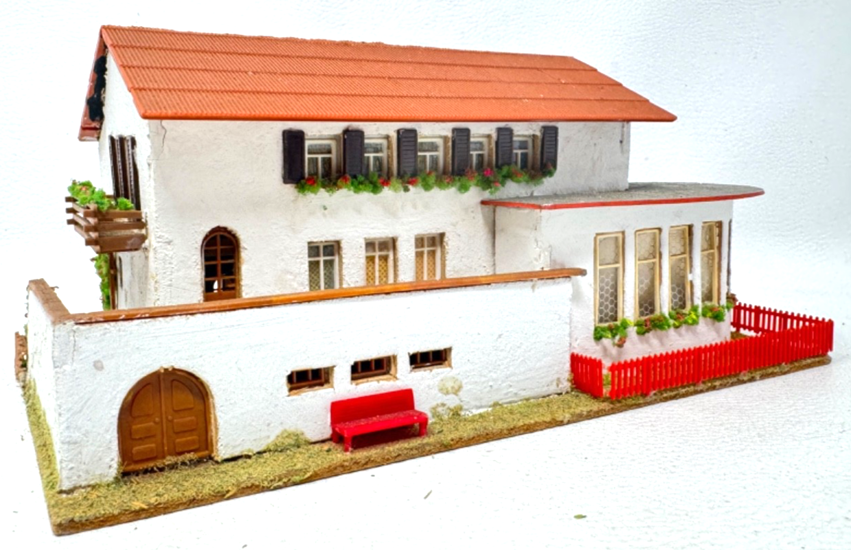 Faller H0 219 Gebäude Fertigmodell Gewerbebau Hotel Café mix   H0 HO 1:87