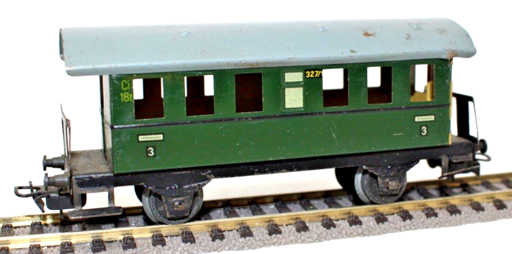 Märklin H0 327/1 Personenwagen Ci 18t - blech - Stummelachsen - 1953  H0 HO 1:87