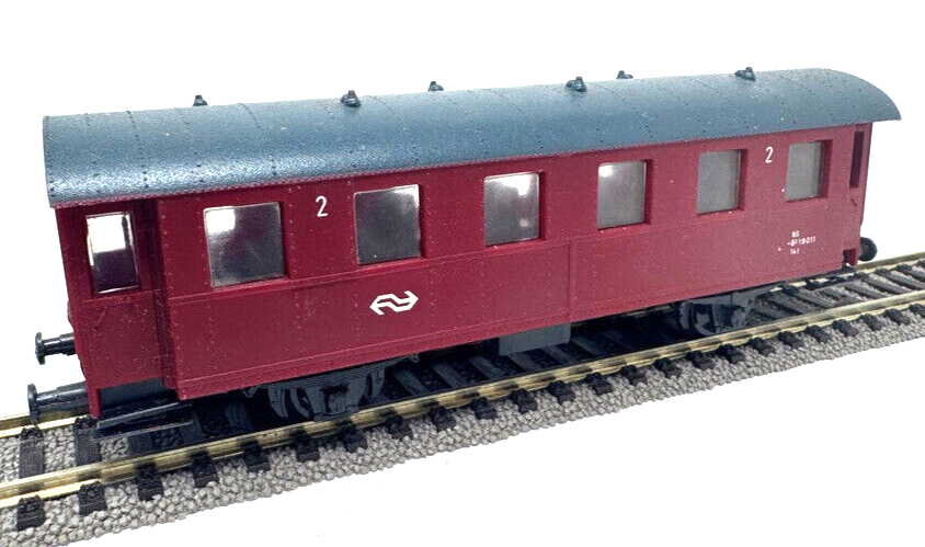 Piko Personenwagen B2 - 19 011 - 2. Klasse - rot - H0 HO 1:87 Piko Personenwagen B2 - 19 011 - 2. Klasse - rot - H0 HO 1:87
