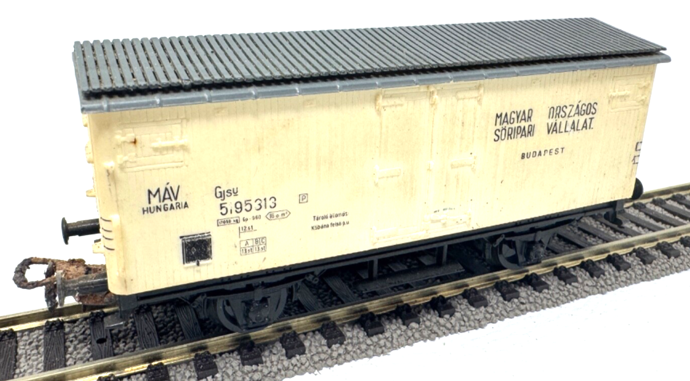 Piko Gedeckter Güterwagen MAV Hungaria 5195313 - H0 HO 1:87