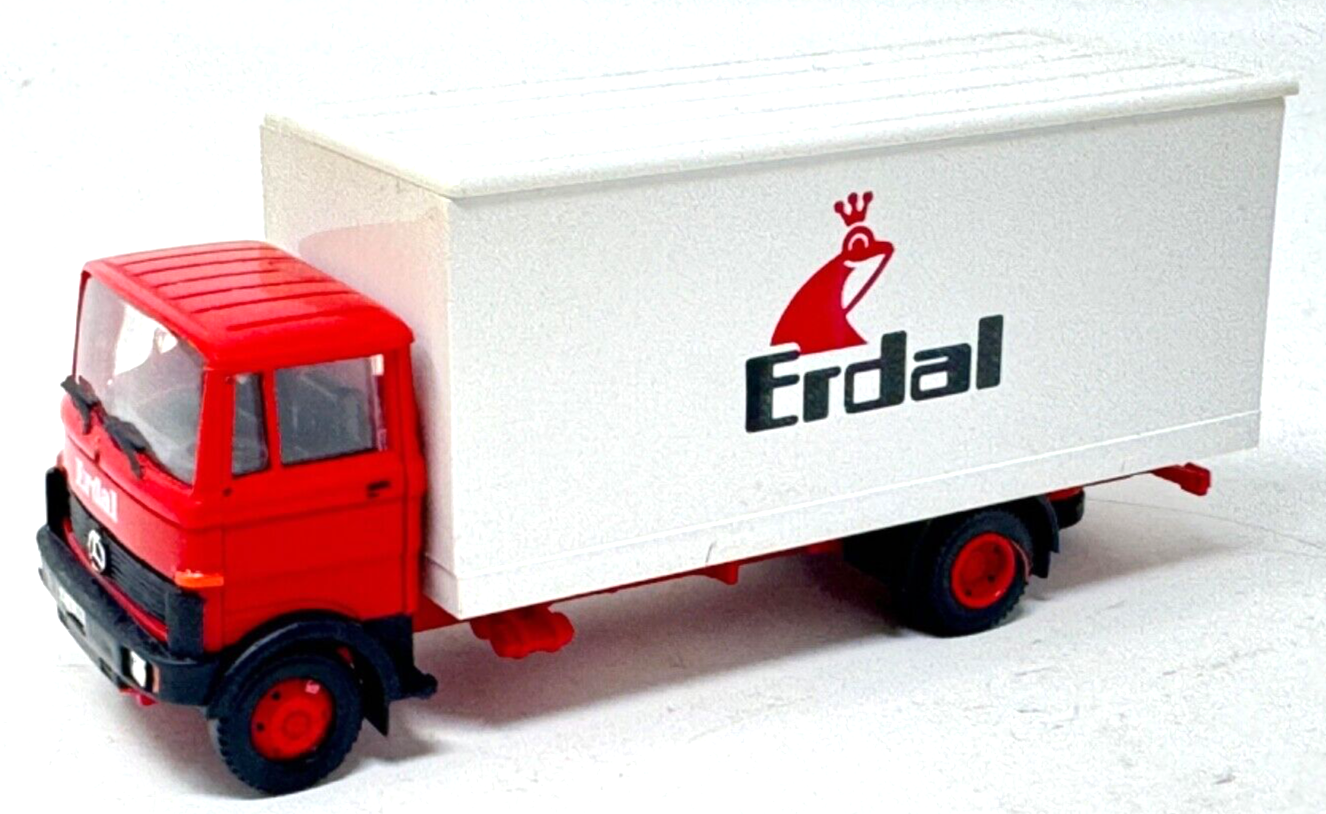 Praline Mercedes-Benz LP 809 Koffer-LKW "Erdal" rot - HO H0 1:87 Praline Mercedes-Benz LP 809 Koffer-LKW "Erdal" rot - HO H0 1:87