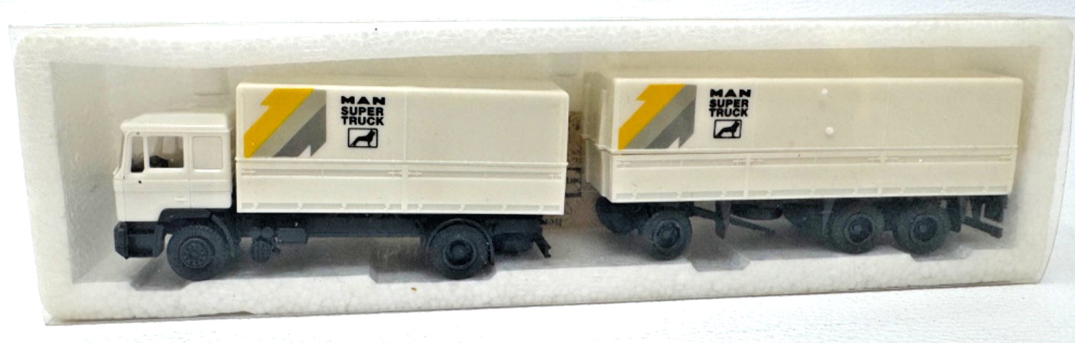 herpa H0 MAN F 90 Pritschenlastzug MAN Super Truck weiß  HO H0 1:87