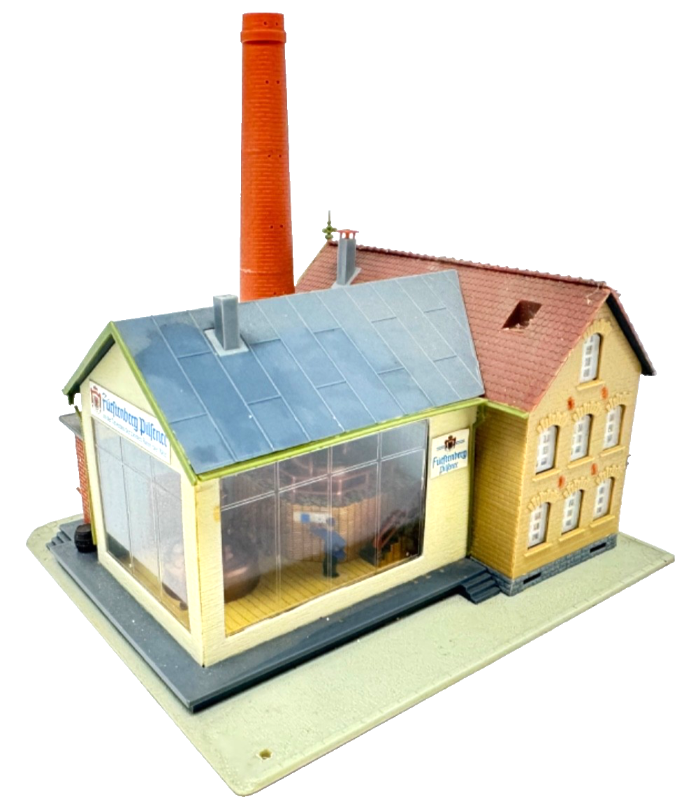 Faller H0 B-960 - Brauerei - Brewery beleuchtet - 17,6 x 16,5 x 18 cm HO H0 1:87 Faller H0 B-960 - Brauerei - Brewery beleuchtet - 17,6 x 16,5 x 18 cm HO H0 1:87