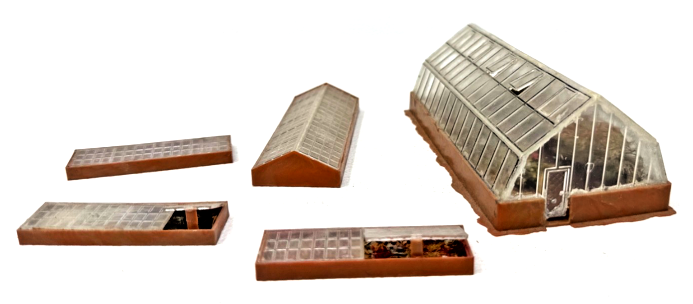 H0 Kleine Gewächshäuser Beete für eine Gärtnerei - fertig gebaut - H0 HO 1:87 H0 Kleine Gewächshäuser Beete für eine Gärtnerei - fertig gebaut - H0 HO 1:87