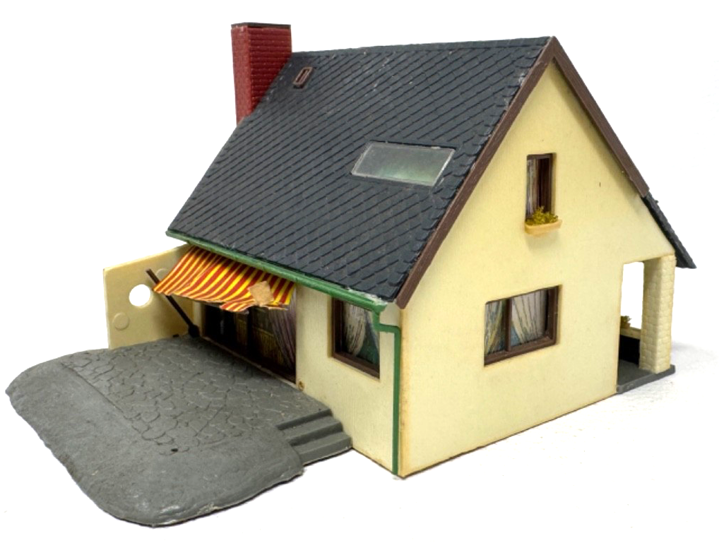 Vero H0 Mamos Haus "Carmen" mit Terasse - ca. 9,5 x 12 x 7,5 - H0 HO 1:87
