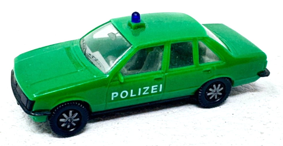 herpa H0 Einsatzfahrzeug Polizei Opel Rekord Berlina 2,0 Modellauto - 1:87 HO H0