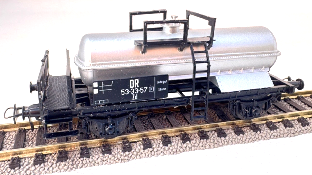 Prefo H0 426/103 Güterwagen Säurekesselwagen Zd 53-33-57 DR - HO H0 1:87