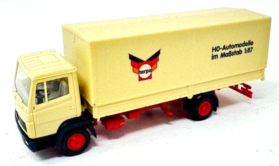 herpa Mercedes-Benz 814 Pritschen-LKW Herpa creme - 1:87 HO H0