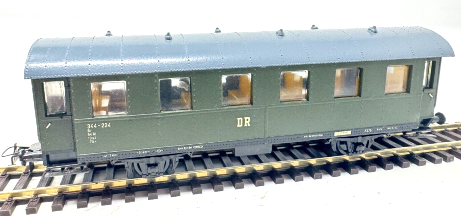 Piko Personenwagen 344-224 Bi 54 PI - DR - grün H0 HO 1:87