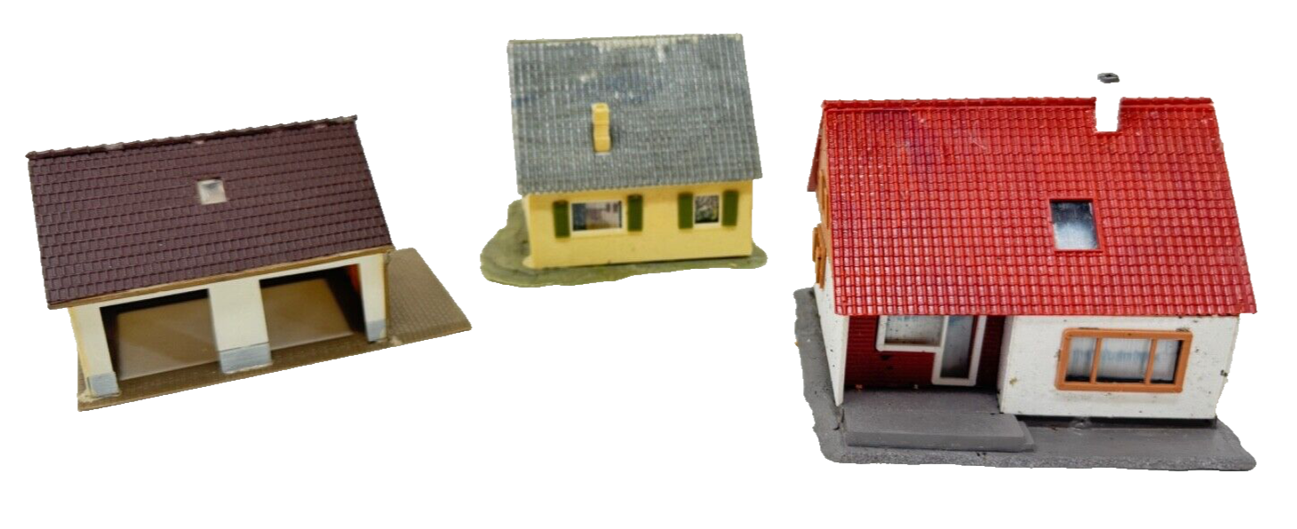Kibri D613 Wohnhaus + Faller B-249 + Doppelgarage fertig gebaut HO H0 1:87