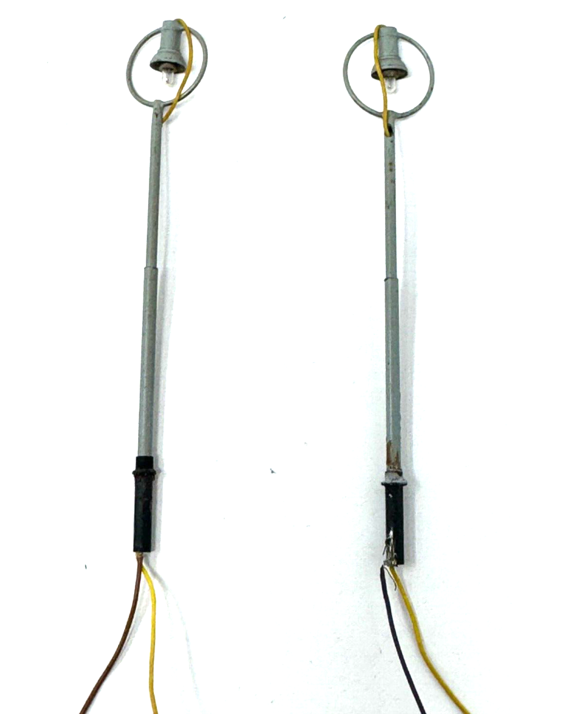 2 Laternen Lampen im Ring - ca. 10 cm hoch - gebraucht - HO H0 1:87