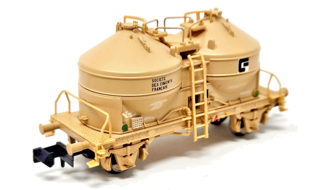 Minitrix 15664-04 SNCF Silowagen - 2 achsig - beige - Spur N - 1:160 Minitrix 15664-04 SNCF Silowagen - 2 achsig - beige - Spur N - 1:160