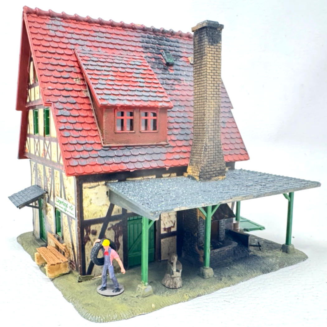 Vau-Pe H0 8168 Schmiede Fachwerkhaus gealtert ca. 12 x  11,5 x 12 cm H0 HO 1:87 Vau-Pe H0 8168 Schmiede Fachwerkhaus gealtert ca. 12 x  11,5 x 12 cm H0 HO 1:87