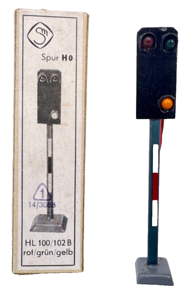 Sm - Lichtsignal Signal rot/grün/gelb - ca. 8,7 cm - 16 Volt - 1:87 H0 HO OVP Sm - Lichtsignal Signal rot/grün/gelb - ca. 8,7 cm - 16 Volt - 1:87 H0 HO OVP