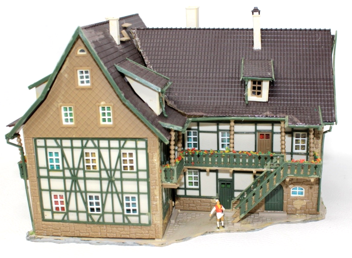 Vollmer H0 3725 Gebäude Bausatz Bauernhaus "Sonnenhof" H0 HO 1:87 für Bastler