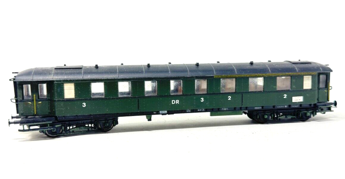 Schicht Schnellzugwagen Personenwagen 2.Kl + 3. Kl. - DR - 1:87 HO H0