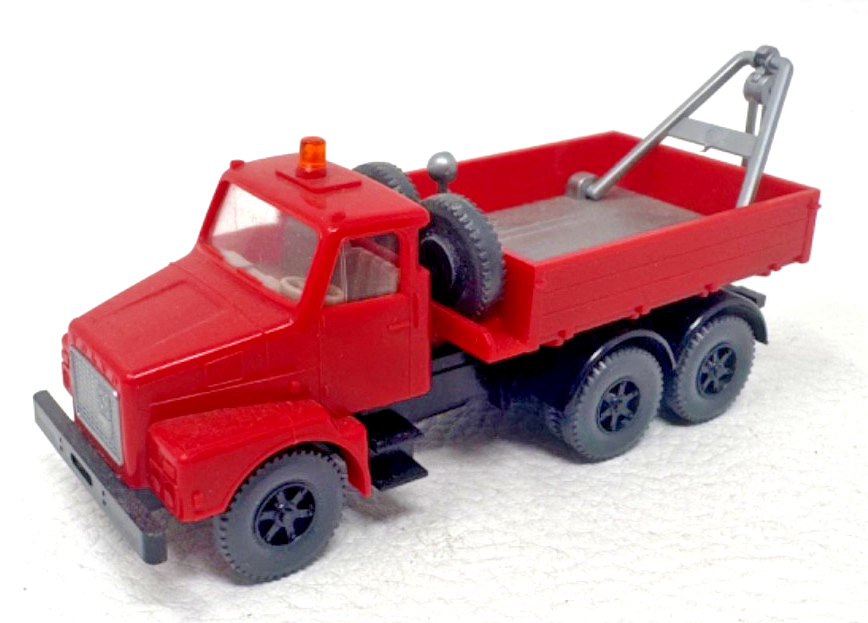 Wiking H0 18461 VOLVO Abschleppwagen Feuerwehr - rot - H0 HO 1:87