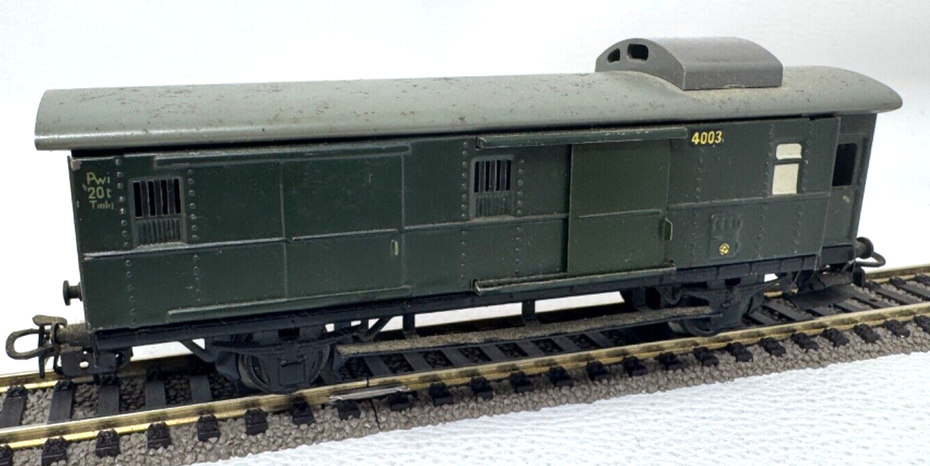 Märklin 4003 Gepäckwagen - Blech - grün - HO H0 1:87