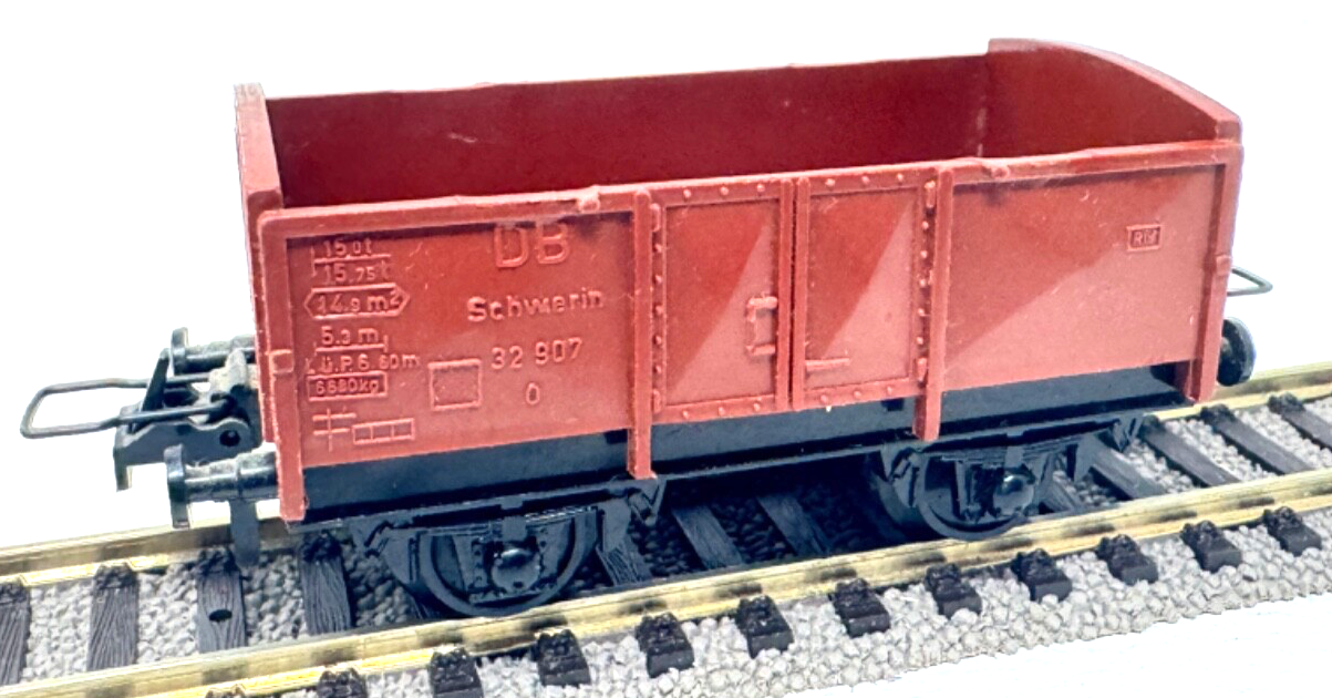 Trix Express H0 Hochbordwagen 32 907 Schwerin DB - 1:87 HO H0 Trix Express H0 Hochbordwagen 32 907 Schwerin DB - 1:87 HO H0