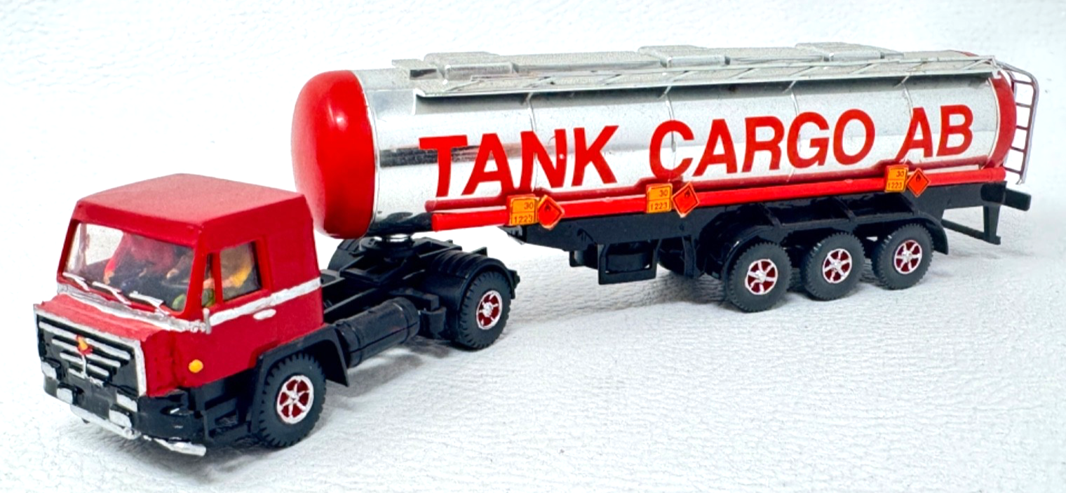 Wiking H0 LKW Büssing Tank Cargo AB Tanklastzug - Eigenbau - H0 HO 1:87